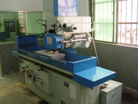GRINDING MACHINE